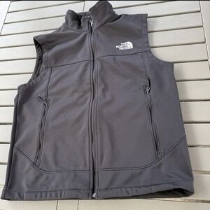 The North Face Mens Size Medium Vest